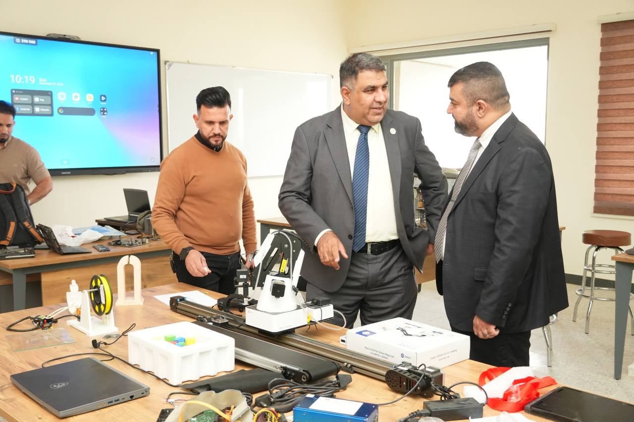 photo_5312175221856997910_y