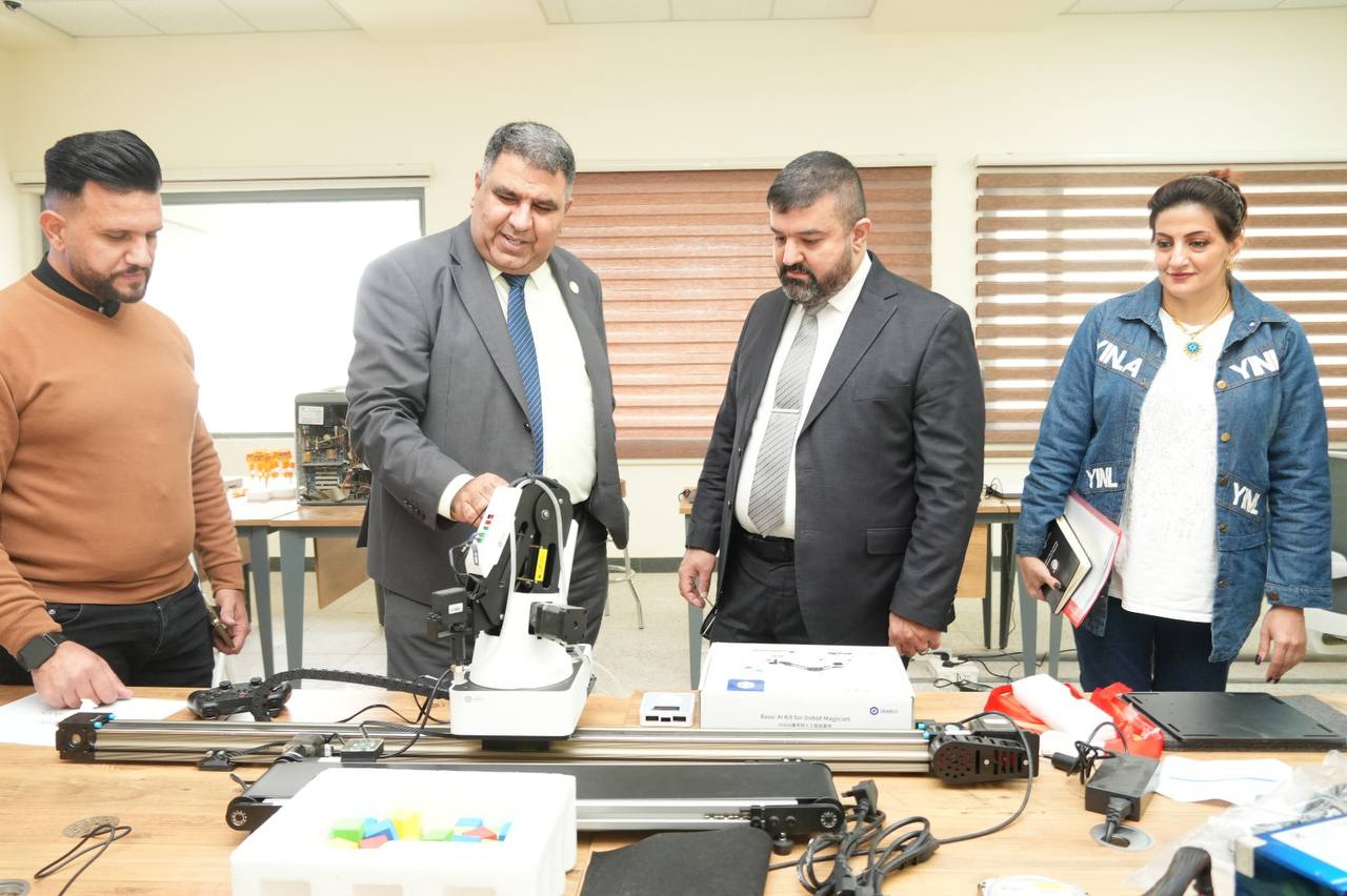 photo_5312175221856997911_y